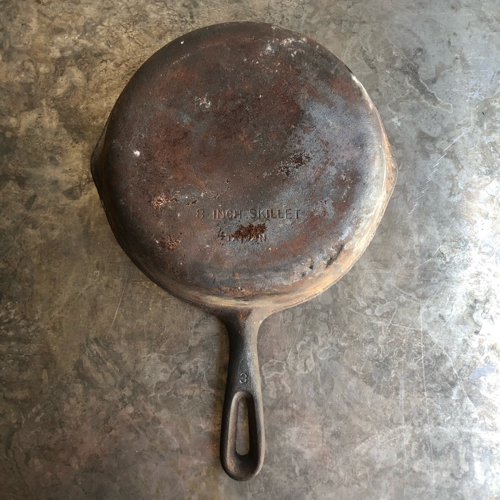 Cast Iron Skillet 8 inch - Rustic Brown - Picture 3 of 13